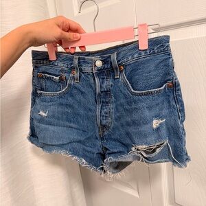 Levis 501 Shorts Womens 27 Blue Denim Distressed High Rise Cut Off Raw Hem